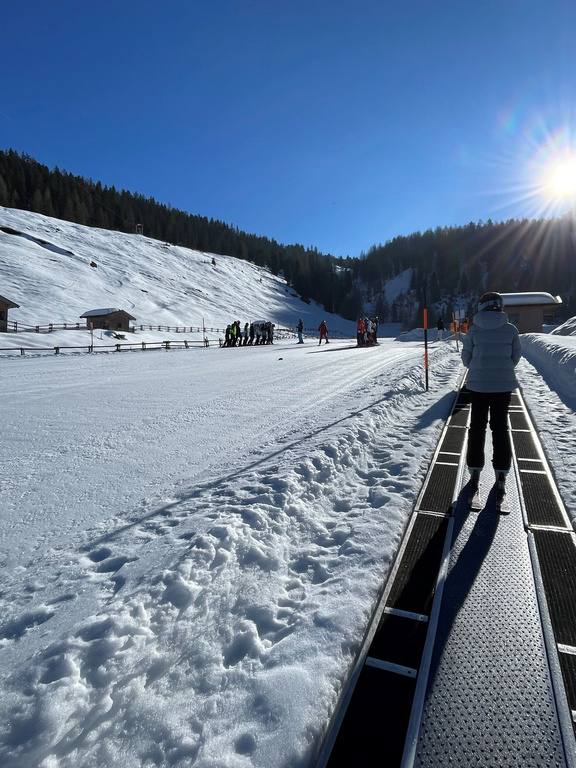 2025_Ski_002.jpg 