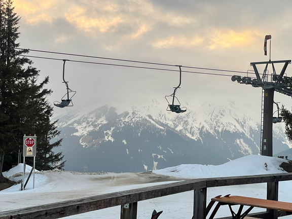 2025_Ski_003.jpg 
